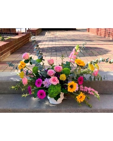 Custom Showstoppers- Spring Colors Flower Arrangement