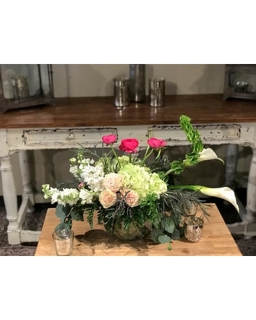 #18 Bridal centerpiece blush Flower Arrangement