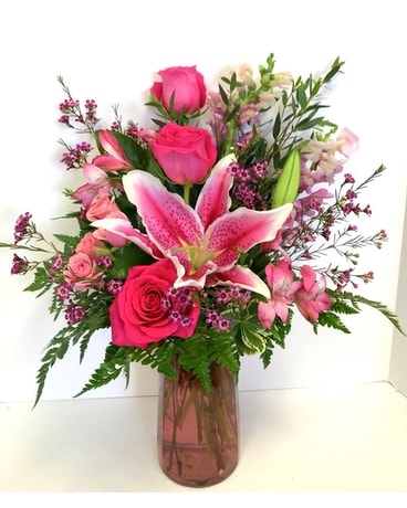 Sweet Pink Flower Arrangement