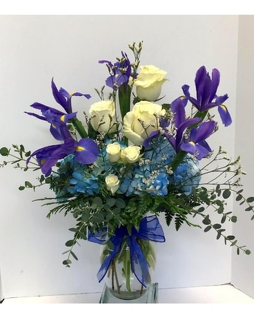 Fascinating Blues for you Flower Arrangement