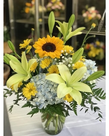 Daylight Bouquet Flower Arrangement