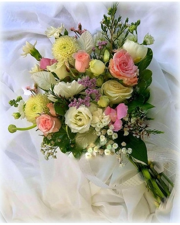 Hand Tied Prom Bouquet White-Pink Bouquet