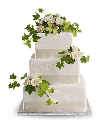 Rose and Ivy Cake Decoration Flower Arrangement