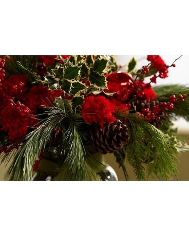 Designer's Choice Holiday Cube Flower Arrangement