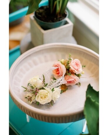 Spray Rose Prom Package Corsage