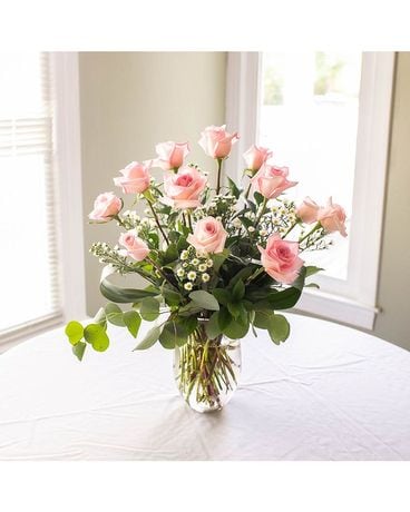Pretty in Pink Flower Arrangement