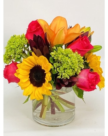 Simply Stunning Flower Arrangement