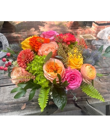 Lively Garden in Memphis TN - Le Fleur