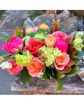 Rustic Magnolia Flower Arrangement