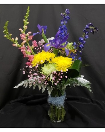 M & W's Just Because Flower Arrangement