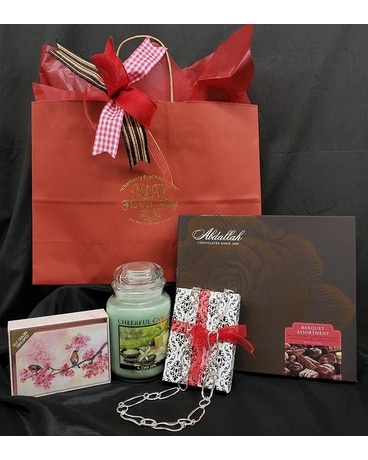 M & W's Gift Bag