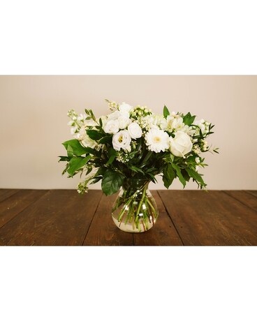 No daisies, no carnations Flower Arrangement