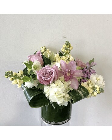 Maude Flower Arrangement
