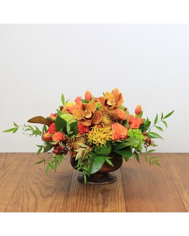 Classic size, 12 inches height and 18 inches wide.