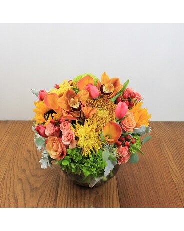 Classic size, 15 inches height and 18 inches wide.
