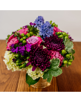 Classic size, 15 inches height and 18 inches wide.