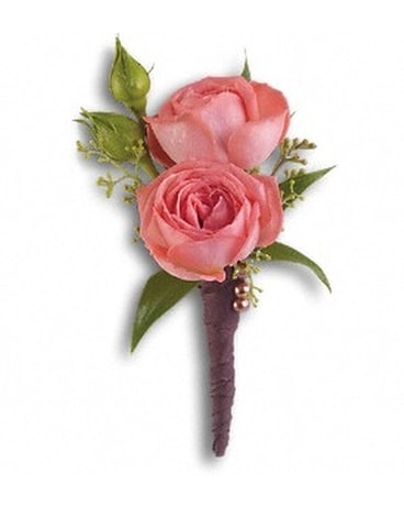 Rose Simplicity Boutonniere Flower Arrangement