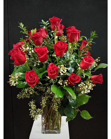 Heart’s Desire 24 Flower Arrangement