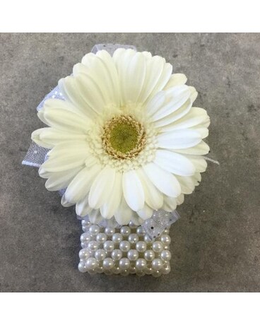Dipsy Daisy - White Flower Arrangement