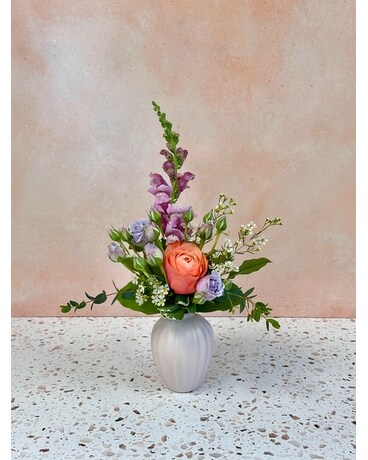 Magic Mama Refillable Vase Flower Arrangement