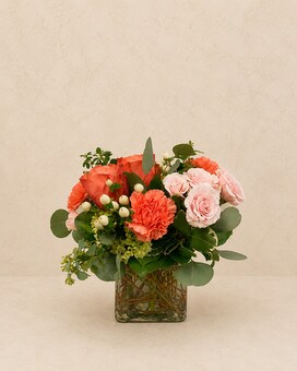 Paradise Found - Deluxe in Grand Rapids MI - Kennedy's Flower Shop