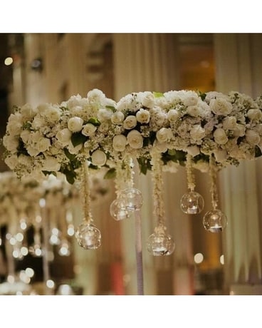 Tear Drop Flowers Flower Arrangement