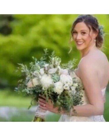 CUSTOM WEDDING Flower Arrangement