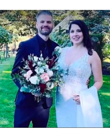 CUSTOM WEDDING Flower Arrangement