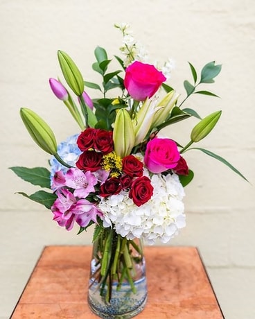 Lou Ann Special Flower Arrangement