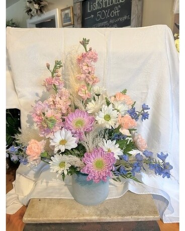 Soft Expressions Flower Arrangement