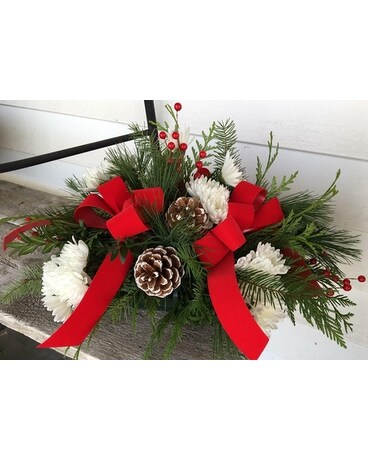 Lisk's No Candle Centerpiece Flower Arrangement