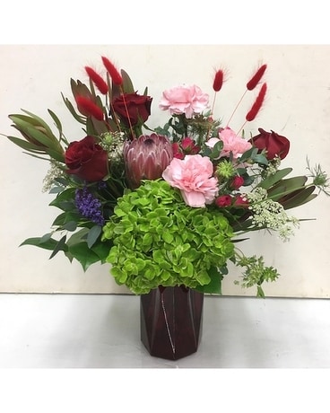 WL.2023 Valentine - 13 Flower Arrangement