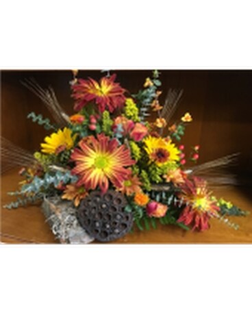 Rustic Log Centerpiece - 12
