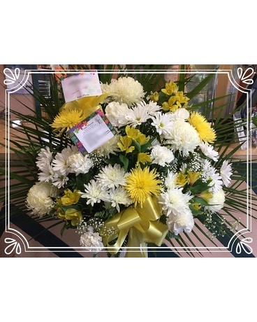 Floor basket yellow Sympathy Arrangement