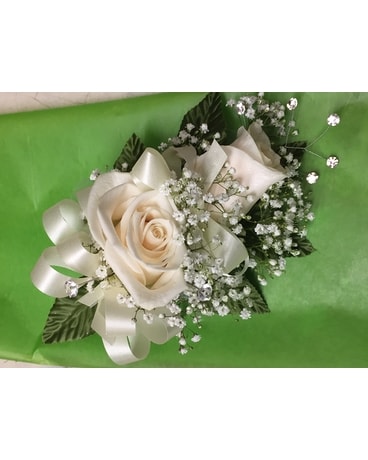 petite wrist corsage