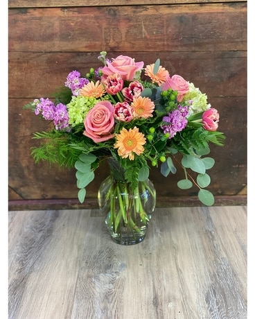 Mama-Mia Flower Arrangement