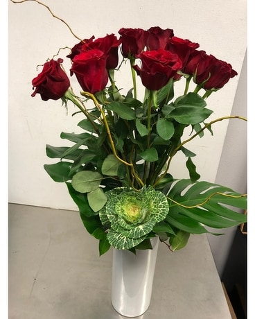 Modern Bashful Flower Arrangement