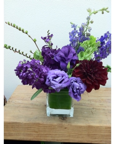 Jewel Tone Bouquet In Manhattan Beach Ca Manhattan Village Florist Gifts