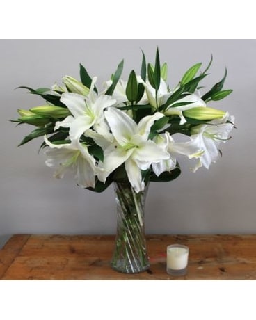 Casa Blanca Bouquet Flower Arrangement