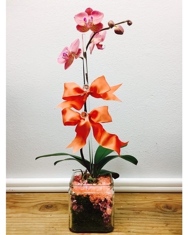 Peachy Love Flower Arrangement