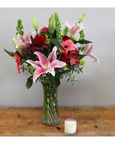 Stargazer Bouquet Flower Arrangement