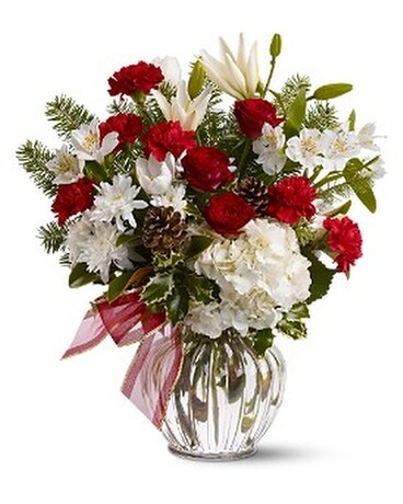 Christmas Tradition Flower Arrangement