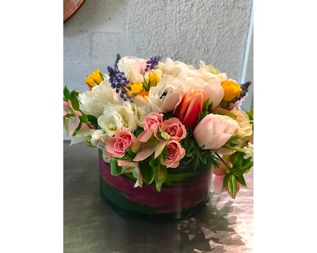 Spring Happiness Flower Arrangement
