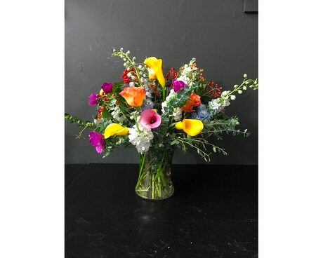 Summer Breeze Flower Arrangement
