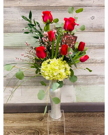 Unchained Melody Flower Arrangement