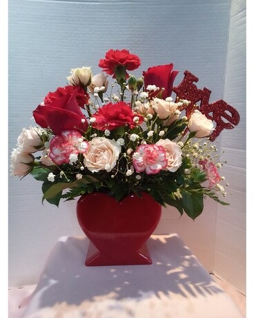 RED HOT HEART Flower Arrangement