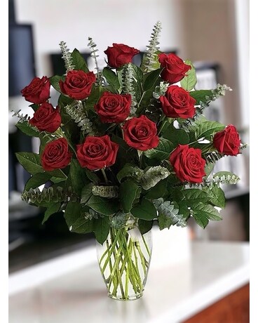 Shop Local Family-Owned Long Stem Red Roses in Ogden | Lund Floral