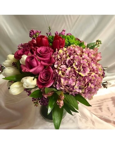 279TEV Flower Arrangement
