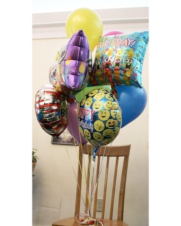 Happy Birthday Deluxe size,  inches height and  inches wide.