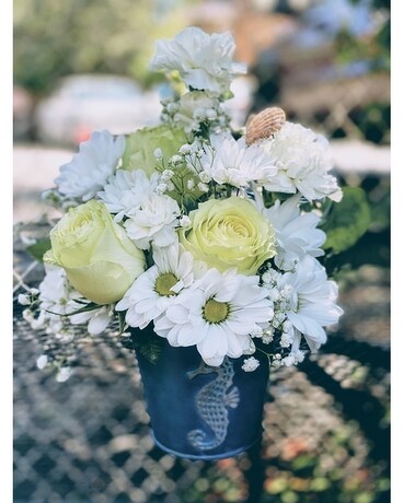 Ocean Spray Arrangement Flower Arrangement